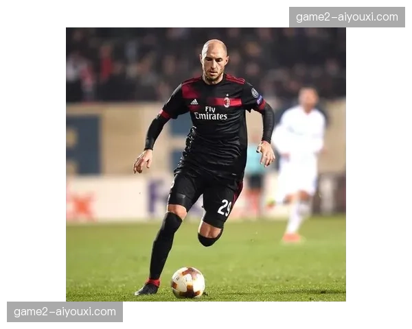 三中卫结构与区域防守对比 防守紧凑度影响球队稳定性