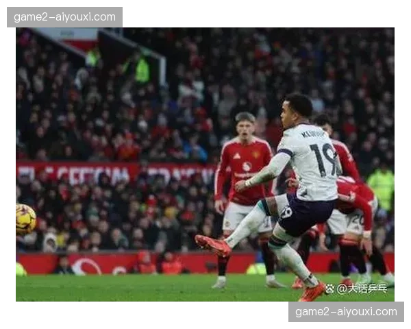 曼联进攻过度依赖B费个人创造 中场三核运转失灵暴露战术失衡